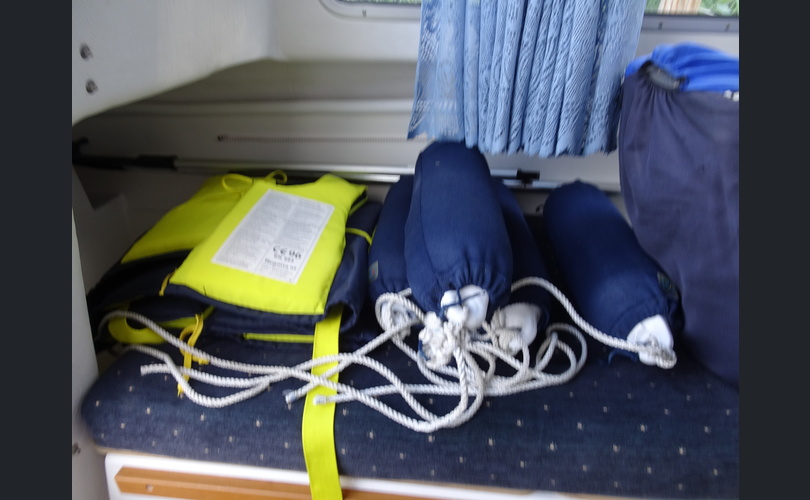 Yamarin 59 cabin-kuva-9